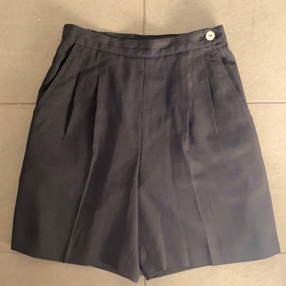 Vintage Pleaded Pocket shorts